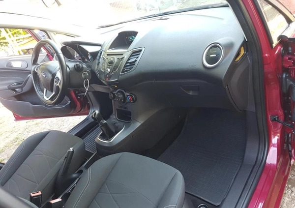 Ford Fiesta cena 19900 przebieg: 244000, rok produkcji 2013 z Gubin małe 254